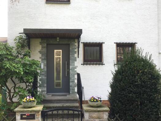 Einfamilienhaus zur Miete 2.250 € 1 Zimmer 195 m² 621 m² Grundstück frei ab sofort Gießen Gießen 35394