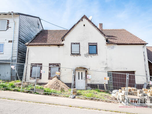 Einfamilienhaus zum Kauf 50.000 € 291 m² Grundstück Schiffweiler Schiffweiler 66578