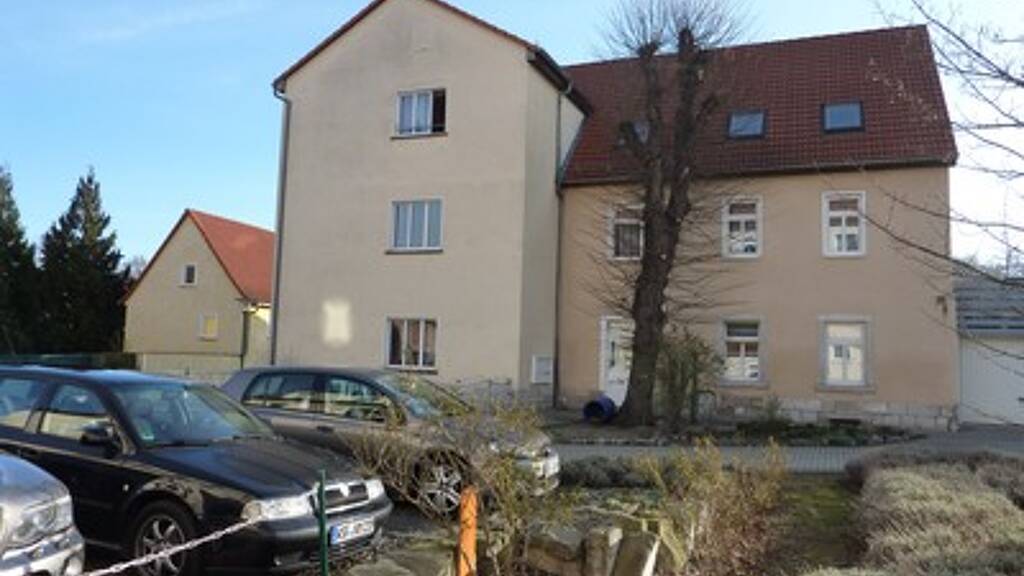 Wohnung zur Miete 400 € 3 Zimmer 77,6 m² 1. Geschoss Zorbauer Hauptstraße 5 Zorbau Lützen 06686