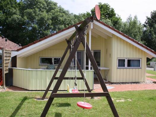 Haus zum Kauf 275.000 € 4 Zimmer 67,7 m² 242 m² Grundstück frei ab sofort Am Südsee 5 Otterndorf Otterndorf , Niederelbe 21762