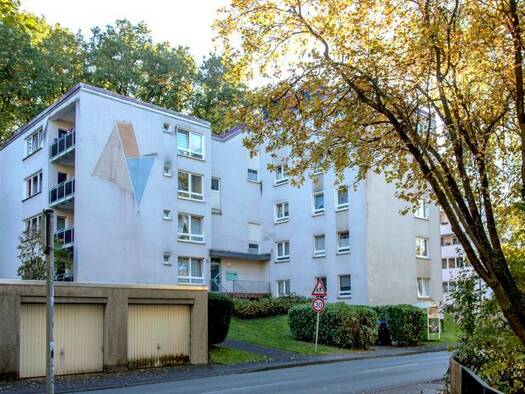 Wohnung zur Miete 289 € 4 Zimmer 83,9 m² 3. Geschoss frei ab 09.10.2026 Hofbachstraße 79 Geisweid Siegen 57078