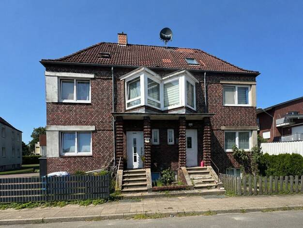 Doppelhaushälfte zum Kauf 299.000 € 4,5 Zimmer 103,6 m² 288 m² Grundstück Uetersen 25436