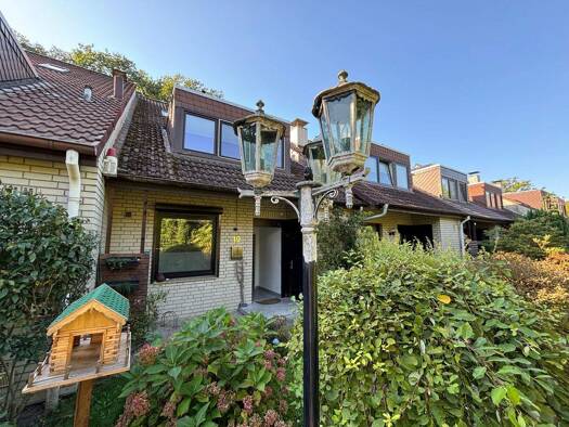 Reihenmittelhaus zum Kauf 499.000 € 5 Zimmer 148,6 m² 332 m² Grundstück frei ab sofort Prehnsweg 19 Rahlstedt Hamburg 22143