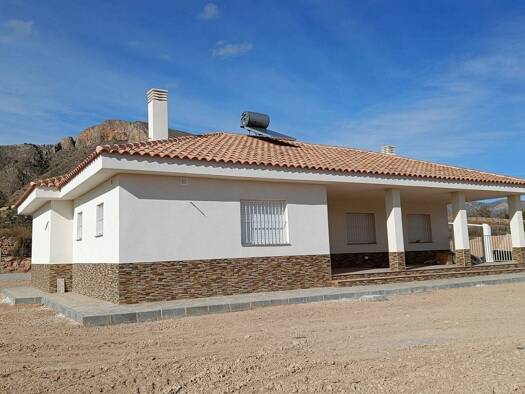 Villa zum Kauf provisionsfrei 310.000 € 4 Zimmer 146 m² 5.000 m² Grundstück Macisvenda 30648