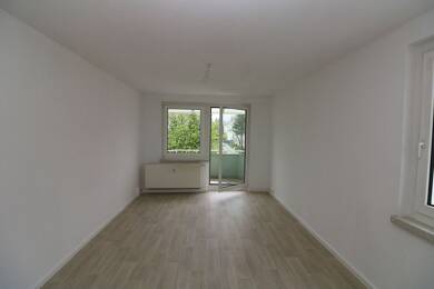 Wohnung zur Miete 389 € 3 Zimmer 57,5 m² 3. Geschoss Franz-Kögler-Ring 25 Wasserberg - West Freiberg 09599