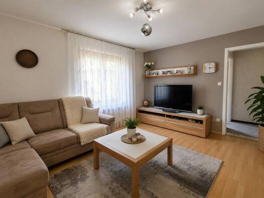 Mehrfamilienhaus zum Kauf 600.000 € 11 Zimmer 183,6 m² 276 m² Grundstück Schwaikheim 71409