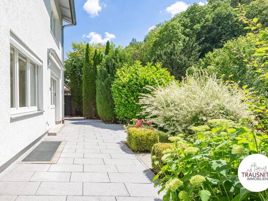 Doppelhaushälfte zum Kauf 599.000 € 5 Zimmer 132,5 m² 709 m² Grundstück Schönbrunn Landshut 84036