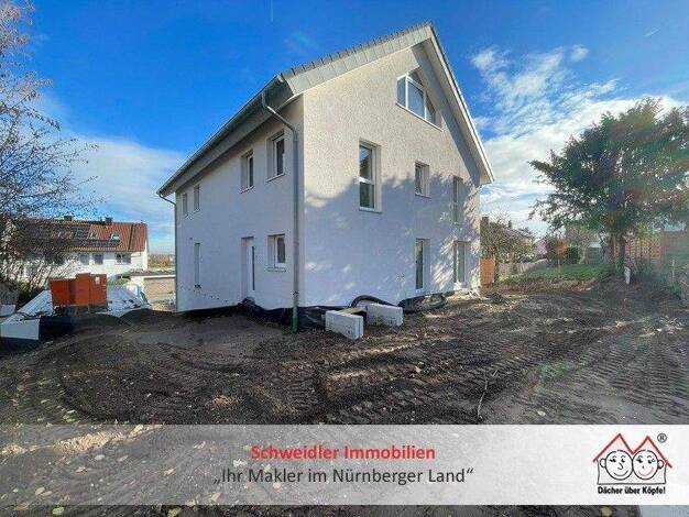 Wohnung zur Miete - Erstbezug 1.740 € 4 Zimmer 121,7 m² frei ab sofort Vach Fürth 90768