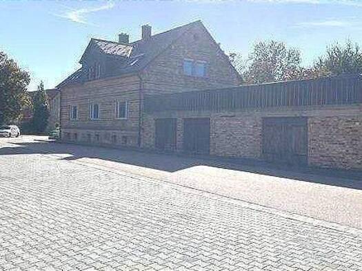 Einfamilienhaus zum Kauf 180.000 € 6 Zimmer 210 m² 1.073 m² Grundstück frei ab sofort Röblingen am See Seegebiet Mansfelder Land 06317