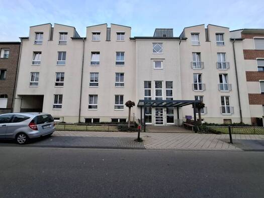 Mehrfamilienhaus zum Kauf provisionsfrei 2.800.000 € 44 Zimmer 1.063 m² 1.025 m² Grundstück Merzenicher Straße 83 Düren 52351