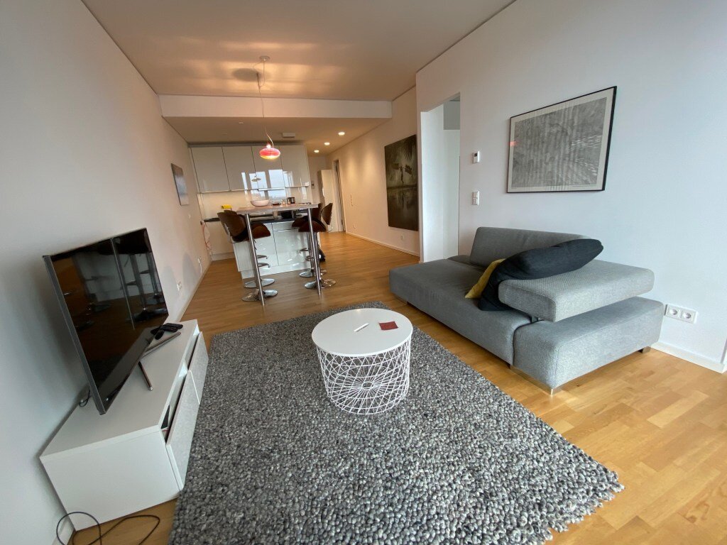 Wohnung zur Miete Wohnen auf Zeit 2.750 € 3 Zimmer 78 m²<br/>Wohnfläche 02.12.2024<br/>Verfügbarkeit Europa-Allee Gallus Frankfurt am Main 60486