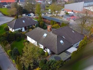 Einfamilienhaus zum Kauf 324.000 € 8 Zimmer 230 m² 775 m² Grundstück Albersdorf 25767