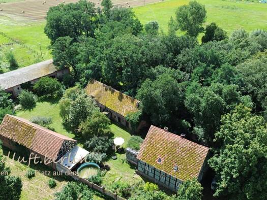 Bauernhaus zum Kauf 390.000 € 5 Zimmer 207 m² 6.042 m² Grundstück frei ab sofort Altbarnim Neutrebbin 15320