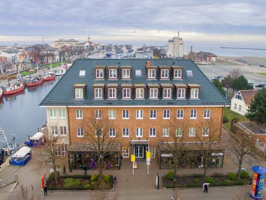 Bürofläche zur Miete 2.025 € 6 Zimmer 144 m² Bürofläche teilbar ab 144 m² Seebad Warnemünde Rostock 18119