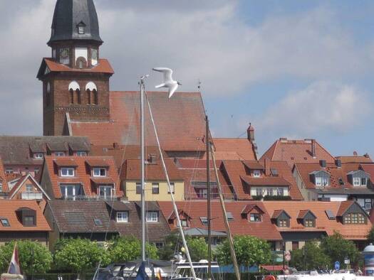 Reihenendhaus zum Kauf 520.000 € 6 Zimmer 145,3 m² 346 m² Grundstück frei ab sofort Waren Waren (Müritz) 17192