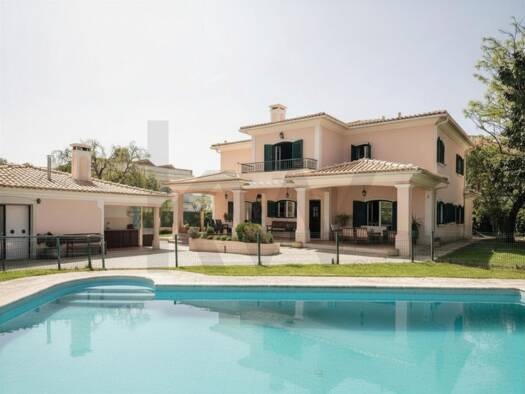 Haus zum Kauf 850.000 € 258 m² 1.025 m² Grundstück Almada, Cova da Piedade, Pragal e Cacilhas 2800