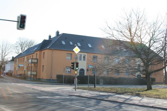 Wohnung zur Miete 686 € 3 Zimmer 98 m²<br/>Wohnfläche 2.<br/>Geschoss Boquet-Graseweg 102 Junkerssiedlung Magdeburg 39128