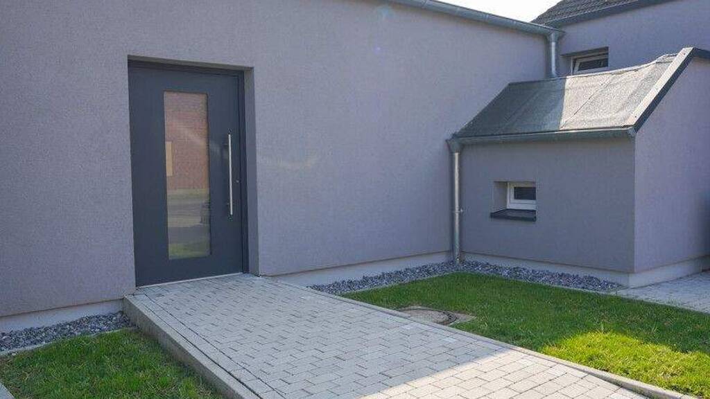 Büro zur Miete 1.795 € 4 Zimmer 127,5 m² Bürofläche Oppum Krefeld / Oppum 47809