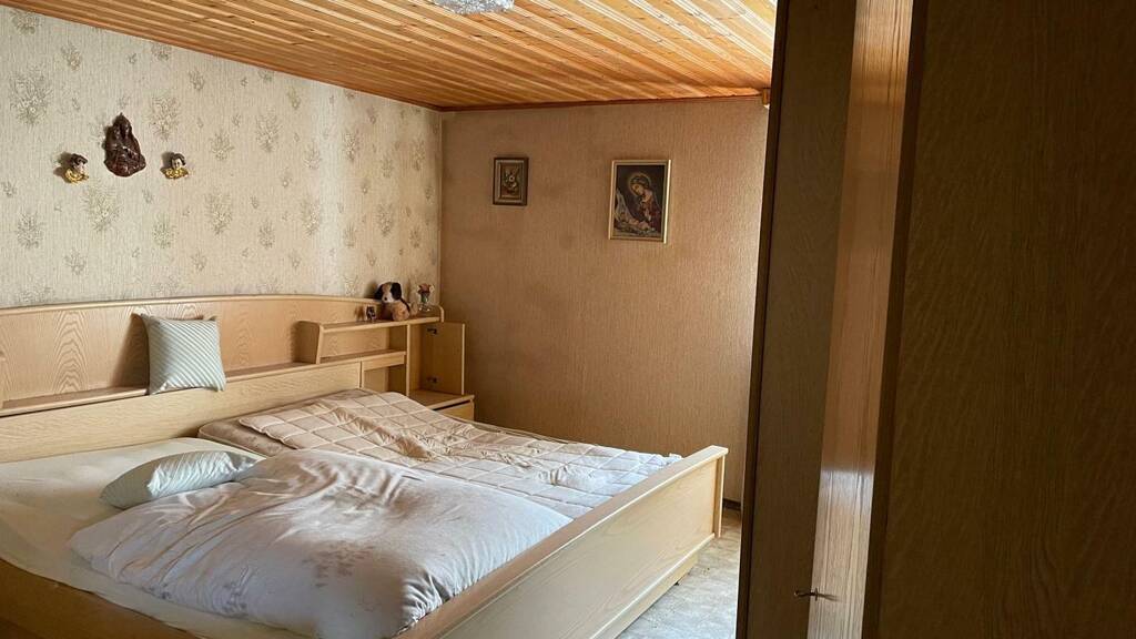 Bauernhaus zum Kauf 262.000 € 5 Zimmer 145 m² 1.450 m² Grundstück Schön Ensdorf 92266