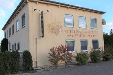 Restaurant zum Kauf 395.000 € 238 m² Gastrofläche 1.266 m² Grundstück Merseburg Merseburg 06217