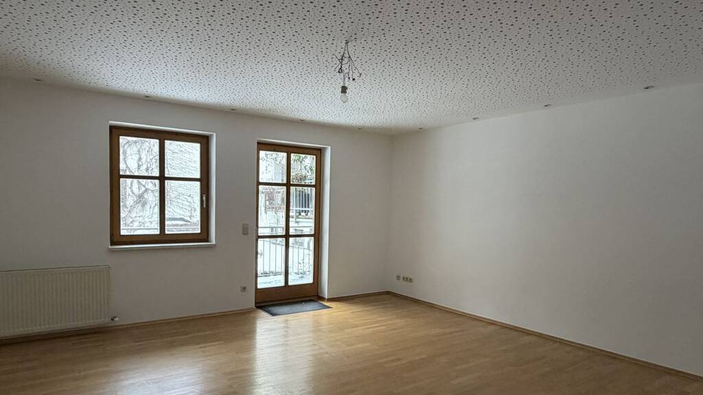 Wohnung zur Miete 760 € 3 Zimmer 87 m² frei ab sofort Altstadt Passau 94032