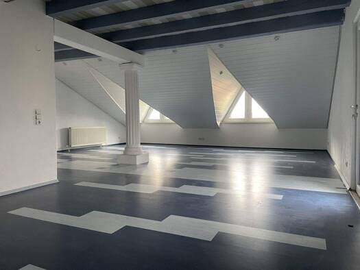 Wohnung zur Miete 1.300 € 2 Zimmer 120 m² frei ab 01.12.2025 Flehingen Oberderdingen 75038