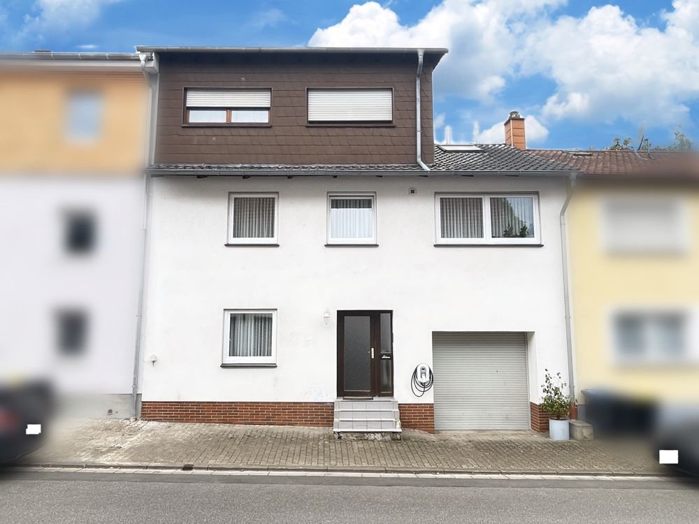 Reihenmittelhaus zum Kauf 239.000 € 11 Zimmer 245 m²<br/>Wohnfläche 217 m²<br/>Grundstück Fremersdorf Rehlingen-Siersburg / Fremersdorf 66780