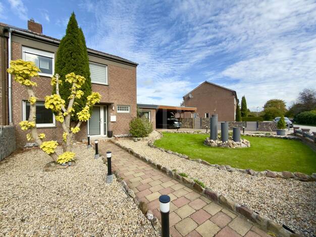 Doppelhaushälfte zum Kauf 299.000 € 4 Zimmer 130 m² 678 m² Grundstück Haren Haren (Ems) 49733
