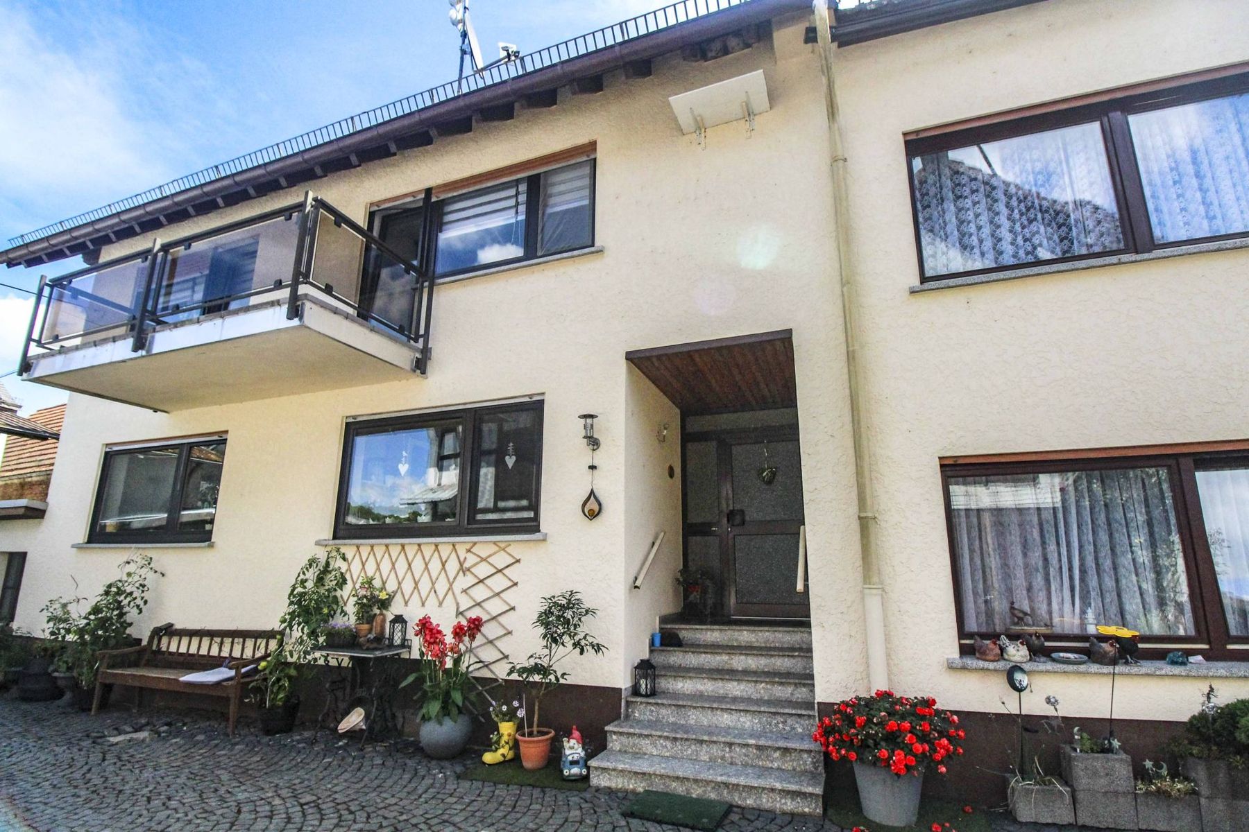 Mehrfamilienhaus zum Kauf 389.000 € 7 Zimmer 200,3 m²<br/>Wohnfläche 840,3 m²<br/>Grundstück Essershausen Weilmünster 35789