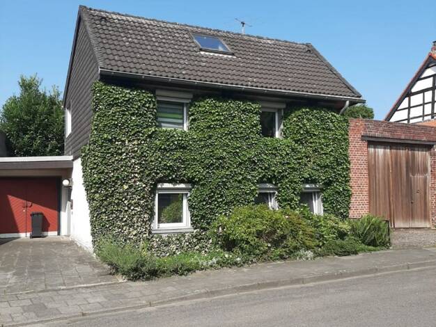 Doppelhaushälfte zum Kauf 318.000 € 5 Zimmer 150 m² 789 m² Grundstück Wickrathberg West 41189