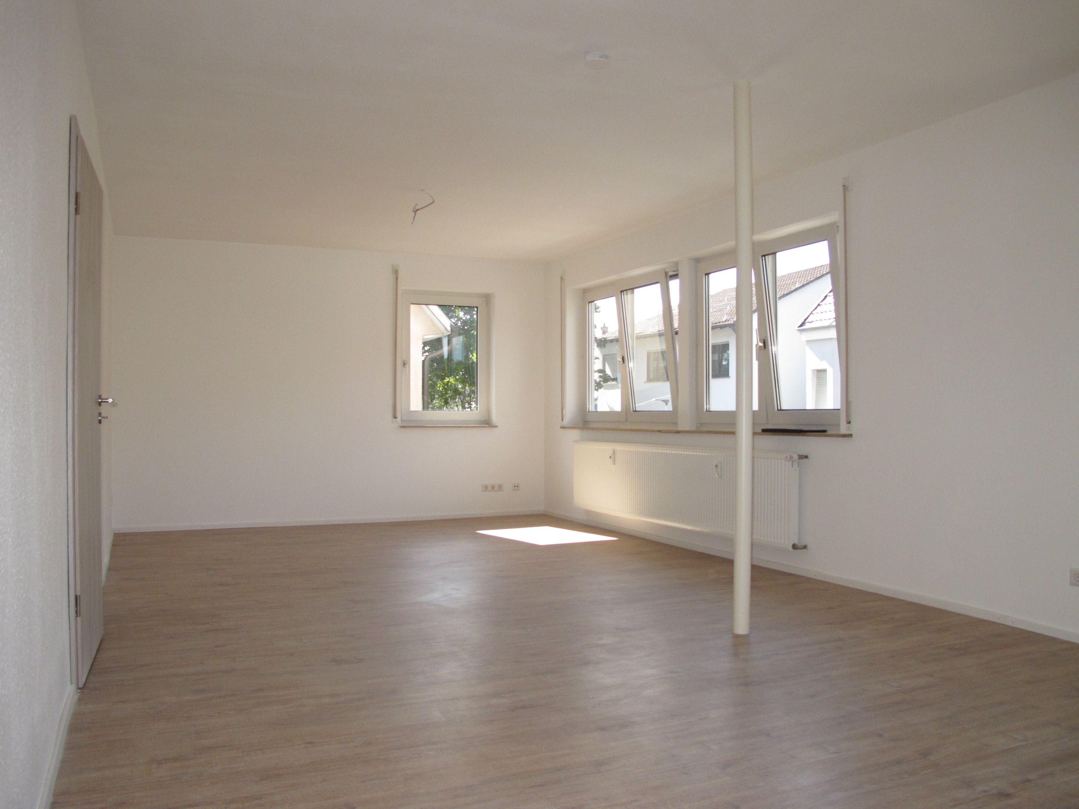 Wohnung zur Miete 880 € 3 Zimmer 120 m²<br/>Wohnfläche 1.<br/>Geschoss ab sofort<br/>Verfügbarkeit Tailfingen Albstadt 72461