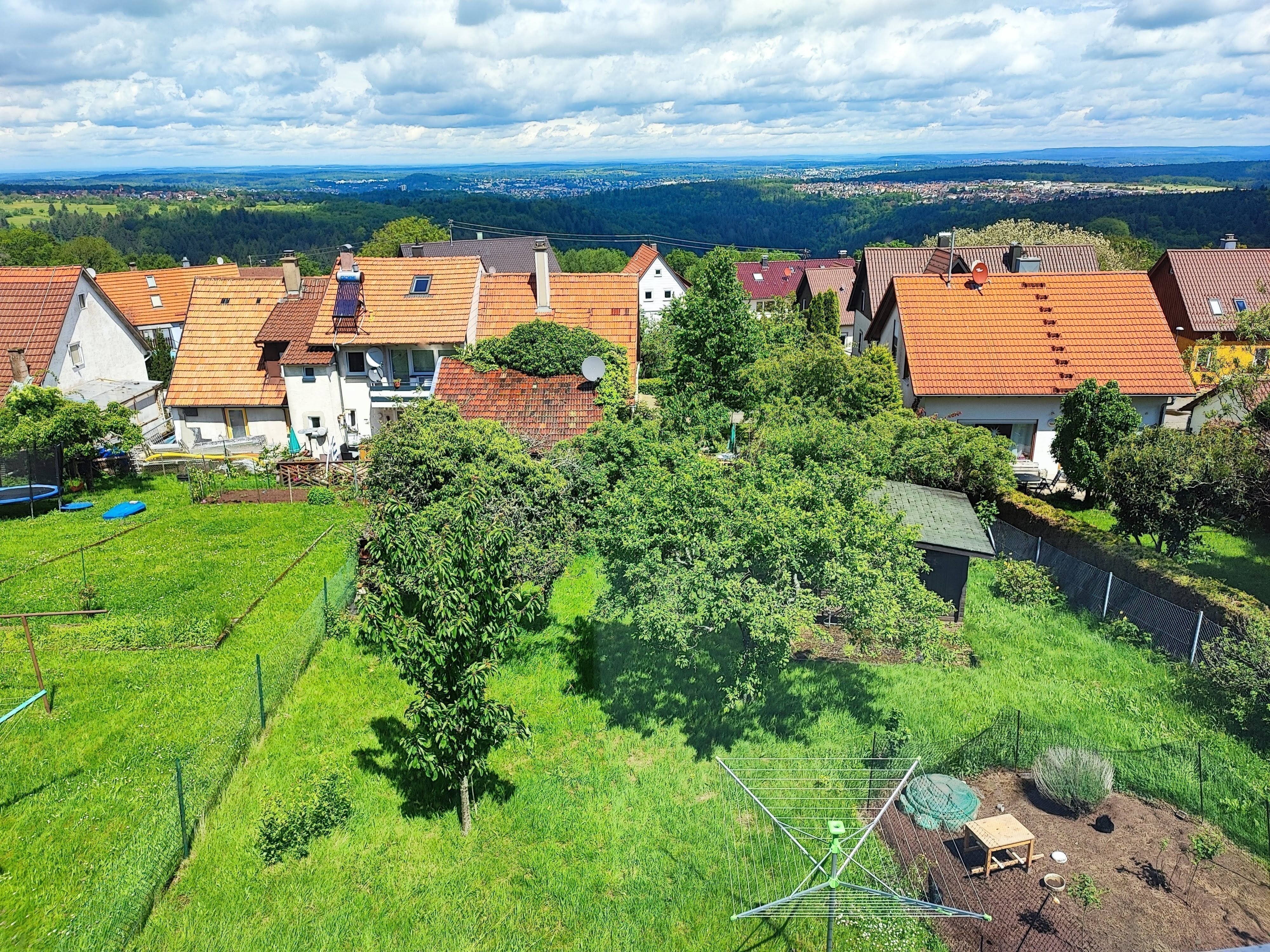 Mehrfamilienhaus zum Kauf 430.000 € 9 Zimmer 218 m²<br/>Wohnfläche 652 m²<br/>Grundstück Allmendweg 7 Grunbach Engelsbrand 75331