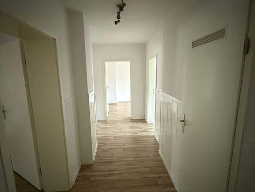 Wohnung zur Miete 354 € 3 Zimmer 76,6 m² Schildstraße 27 Stadtmitte Plauen 08523