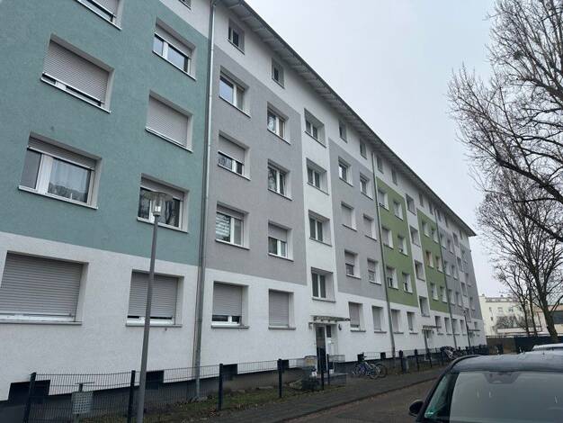 Wohnung zur Miete 652 € 2 Zimmer 58,3 m² 3. Geschoss frei ab 16.08.2025 Richard-Dehmel-Str. 11 Süd / Stadtbezirk 121 Ludwigshafen 67061