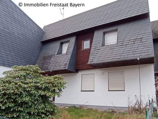 Reihenmittelhaus zum Kauf provisionsfrei 104 m² 258 m² Grundstück Bussardweg 19 Innenstadt Hof 95030