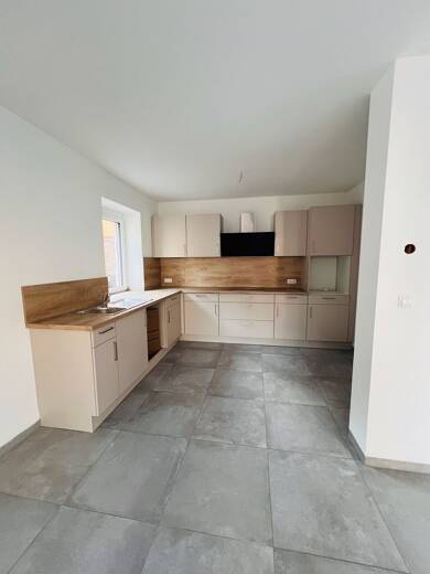 Wohnung zur Miete 700 € 2 Zimmer 70 m² 2 Geschosse frei ab 01.07.2025 Lauter Lauter 96169