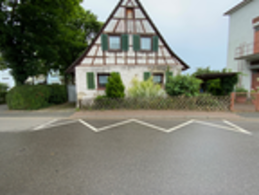 Einfamilienhaus zum Kauf 258.000 € 4 Zimmer 90 m² 274 m² Grundstück frei ab sofort Umkirch 79224