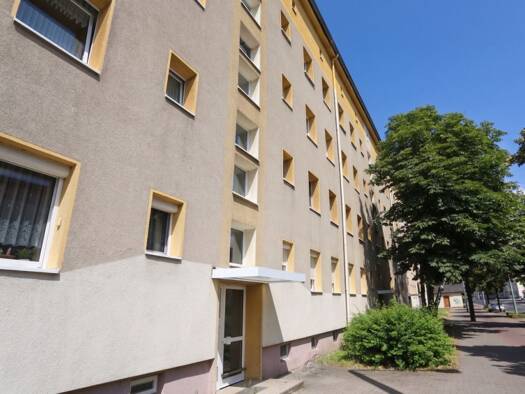 Wohnung zur Miete 420 € 2 Zimmer 60,1 m² 3. Geschoss frei ab 01.12.2026 Franzstraße 136 Innenstadt Dessau-Roßlau 06842