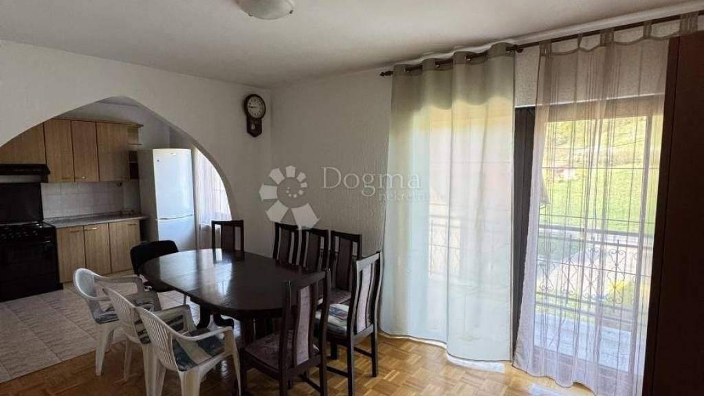 Wohnung zur Miete 150 € 4 Zimmer 129 m² EG Poljanice - Dubec
