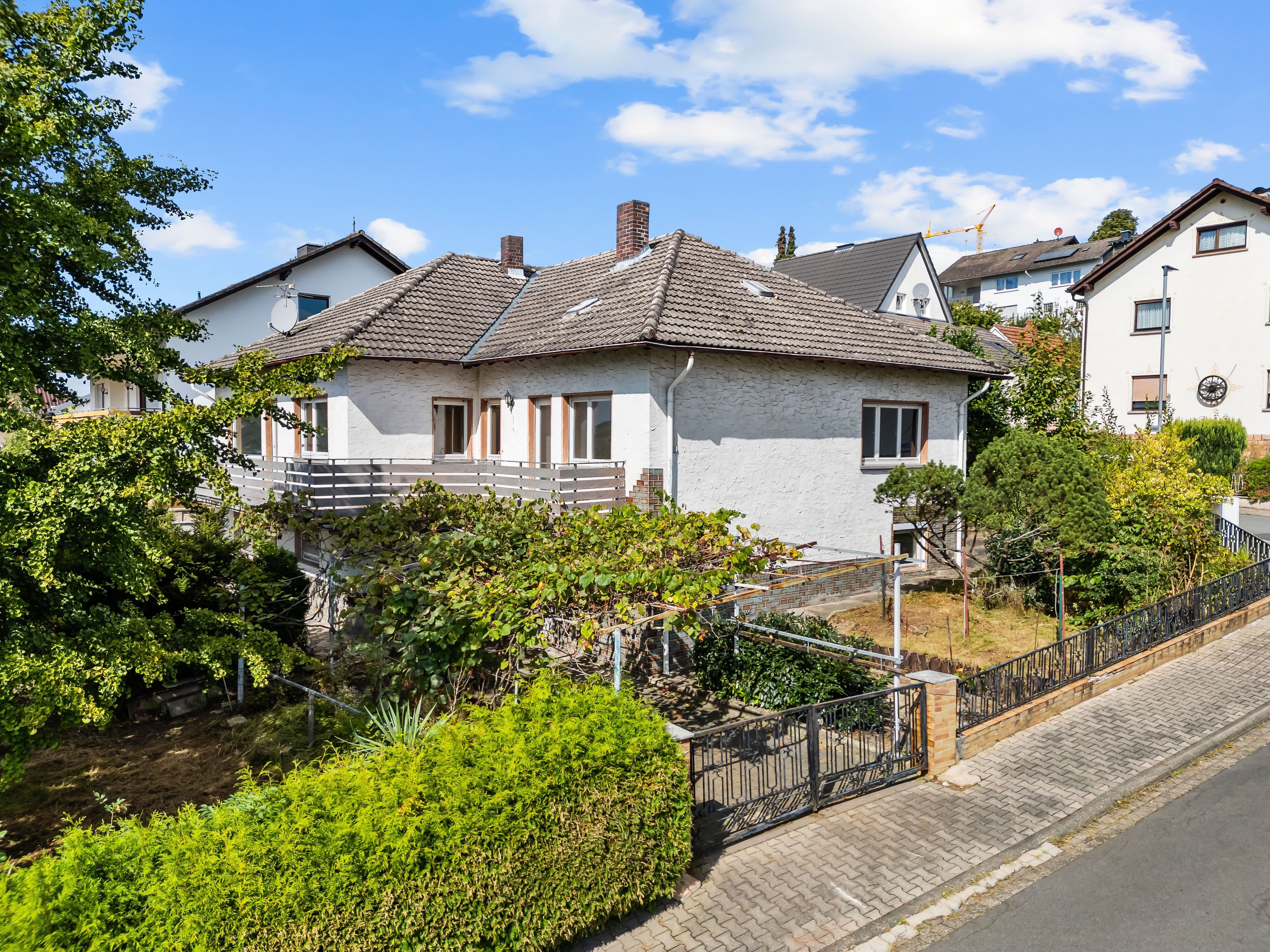 Einfamilienhaus zum Kauf 385.000 € 7 Zimmer 166 m²<br/>Wohnfläche 752 m²<br/>Grundstück Lieblos Gründau 63584