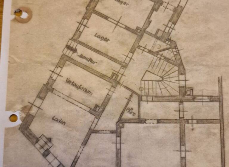 Mehrfamilienhaus zum Kauf provisionsfrei 75.000 € 15 Zimmer 450 m² 270 m² Grundstück Aue 08280