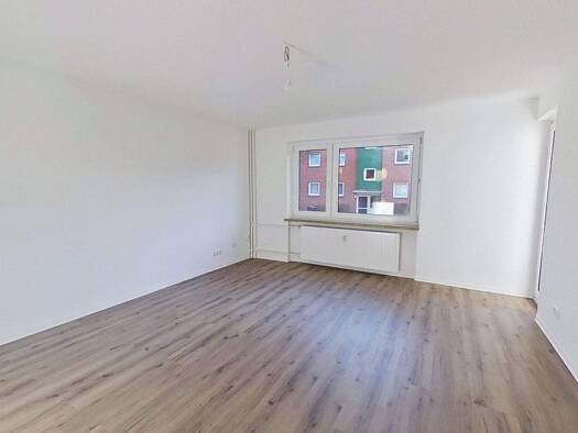 Studio zur Miete 579 € 3 Zimmer 68 m² EG frei ab sofort Tilsiter Straße 12 Rendsburg 24768