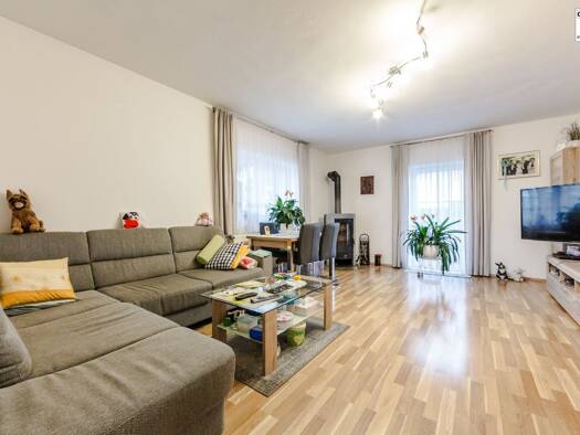 Haus zum Kauf 879.000 € 10 Zimmer 205 m² 800 m² Grundstück St. Georgen im Attergau 4880