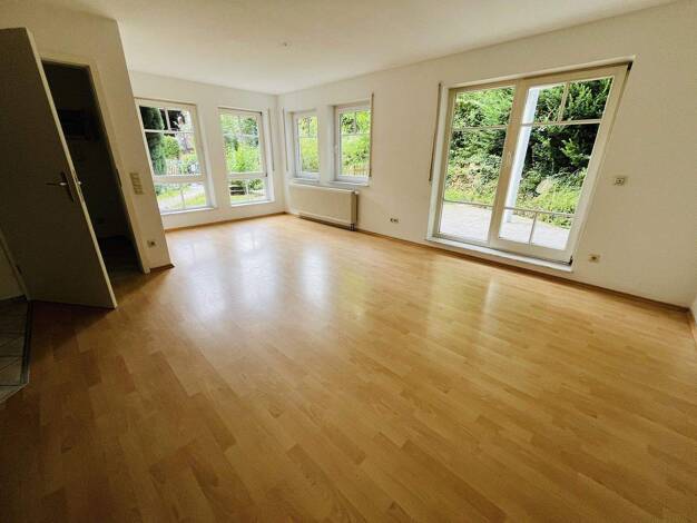 Wohnung zum Kauf 229.000 € 3 Zimmer 78 m² frei ab sofort Gültstein Herrenberg 71083