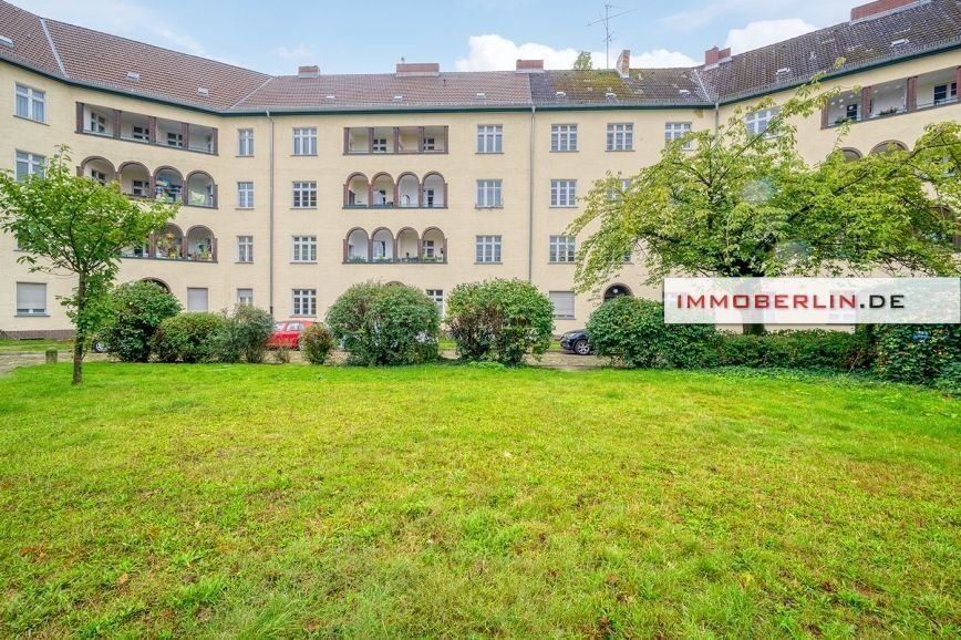 Wohnung zum Kauf 265.000 € 2 Zimmer 60 m²<br/>Wohnfläche ab sofort<br/>Verfügbarkeit Tempelhof Berlin 12101