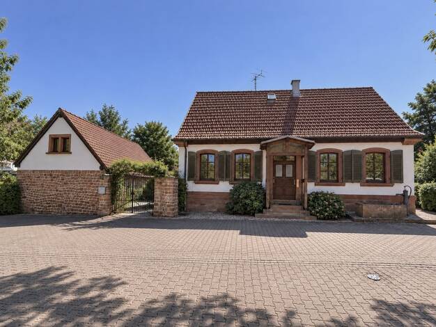 Einfamilienhaus zum Kauf 328.000 € 10 Zimmer 220 m² 650 m² Grundstück Erfenbach Kaiserslautern 67659