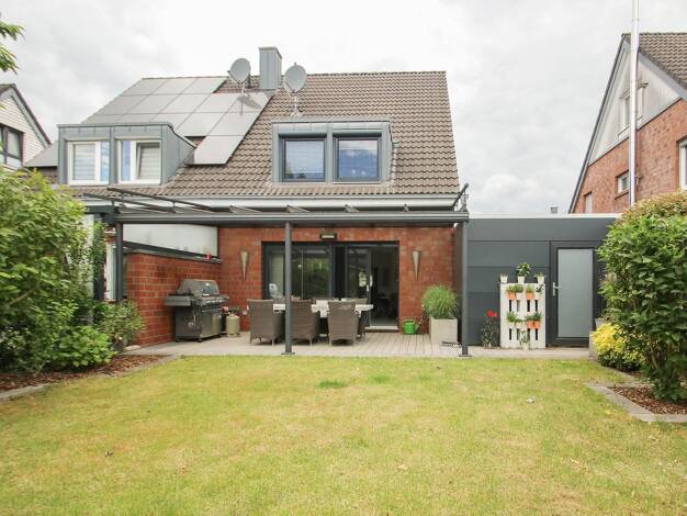 Doppelhaushälfte zum Kauf 459.000 € 4 Zimmer 131 m² 246 m² Grundstück Giesenkirchen Mönchengladbach 41238