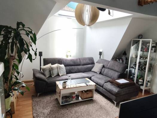 Wohnung zur Miete 550 € 3 Zimmer 65 m² Geschoss 3/4 frei ab 01.12.2026 Schnepfenthaler Straße 36 Waltershausen Waltershausen 99880