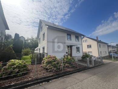 Einfamilienhaus zum Kauf 599.000 € 7,5 Zimmer 185 m² 788 m² Grundstück Kernstadt - West Lahr/Schwarzwald 77933