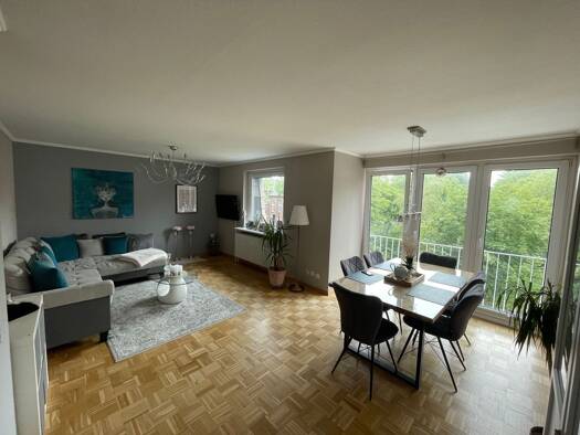 Wohnung zur Miete 710 € 3 Zimmer 81 m² 3 Geschosse frei ab 01.07.2026 Innenstadt Neumünster 24534